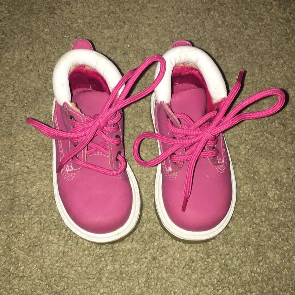 Never worn! - Picture 2 of 3
